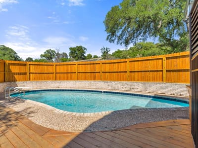 Primary bedroom at 100 Semi CIR - 5 bed 3 bath home