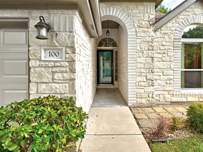 Property photo 3 at 100 Village DR - 3 bed 2 bath home