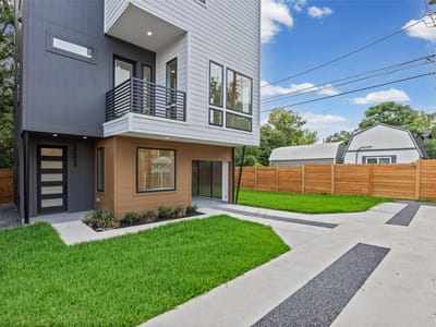 Primary bedroom at 100 W Odell ST Unit #3 - 3 bed 3 bath home