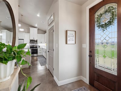 Kitchen at 1000 Apache TRL - 3 bed 2 bath home