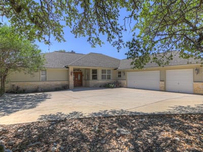 Kitchen at 1000 Bamc Dr - 3 bed 2 bath home