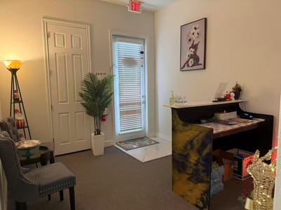 Living area at 1000 Gattis School RD Unit #940 - Green Lawn Center, Round Rock, TX