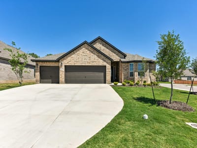 Living area at 1000 Rollingwood Trl - 3 bed 2 bath home