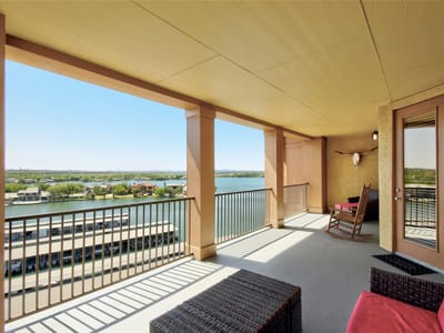 Living area at 1000 The Cape Rd Unit #65 - 2 bed 2 bath home