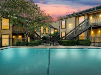 Primary bedroom at 1000 W 26th ST Unit #215 - 1 bed 1 bath home