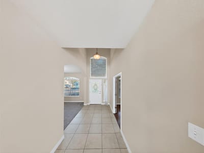 Property photo 2 at 1002 Sedalia ST - 4 bed 2 bath home