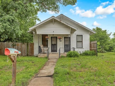 Kitchen at 1002 Washburn ST - 2 bed 1 bath home