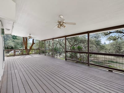 Living area at 1003 Pier Branch RD - 3 bed 2 bath home