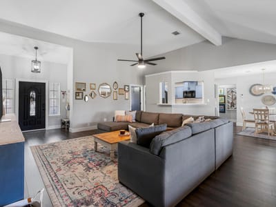 Living area at 1003 Sunset Canyon Dr S - 4 bed 2 bath home