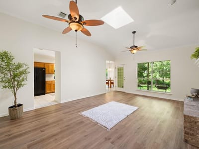 Living area at 1005 Briargate DR - 3 bed 2 bath home