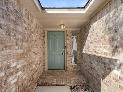 Primary bedroom at 1005 Briargate DR - 3 bed 2 bath home