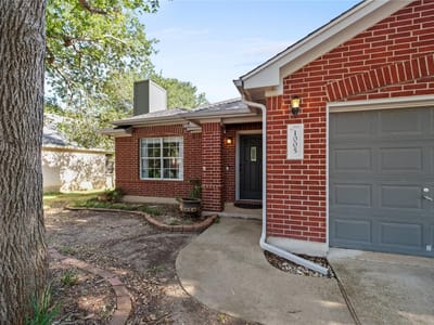Kitchen at 1005 Haleys Way DR - 3 bed 2 bath home