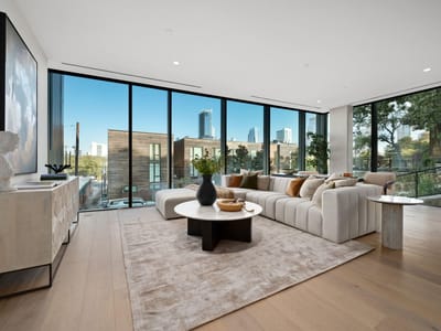 Living area at 1006 Baylor ST Unit #204 - 3 bed 3 bath home