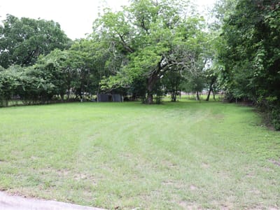 Primary bedroom at 1006 Johnson ST - A017, Lockhart, TX