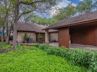 Kitchen at 1008 Milford WAY - Milford Oaks, Austin, TX