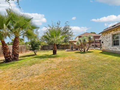 Property photo 4 at 1008 Statler Bend DR - 3 bed 2 bath home