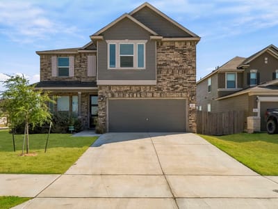 Photo 2 of 23 at 101 Clematis CT - 5 bed 2 bath home