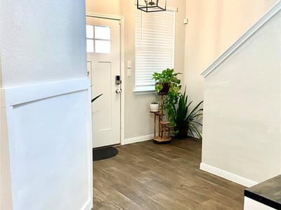 Living area at 101 Fair Anne Dr - 4 bed 2 bath home