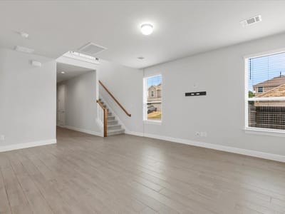 Property photo 3 at 101 Free Stone DR - 5 bed 3 bath home