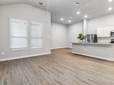 Property photo 5 at 101 Gunner RD - Emma Park Sub Ph 2, Buda, TX