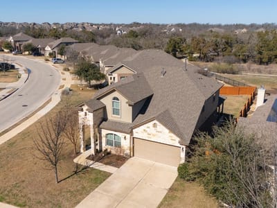 Photo 4 of 16 at 101 Pecanwood CT - 4 bed 2 bath home