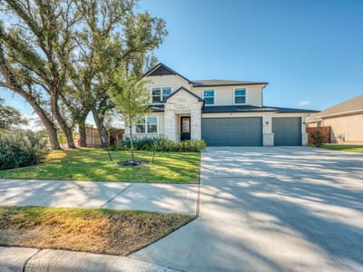 Property photo 2 at 101 Plumbago LN - 5 bed 3 bath home