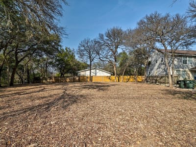 Living area at 1010 Hazelton St - Westover, San Marcos, TX