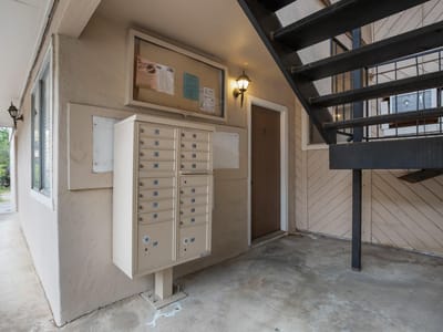 Primary bedroom - 1010 W 23rd St Unit #3 Primary bedroom at 1010 W 23rd St Unit #3 - 1 bed 1 bath home