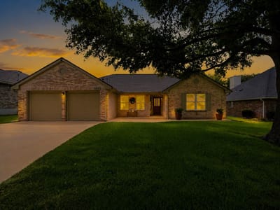 Living area at 1015 Pecan Creek DR - 4 bed 2 bath home