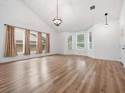 Kitchen at 1015 Peyton PL - 4 bed 2 bath home