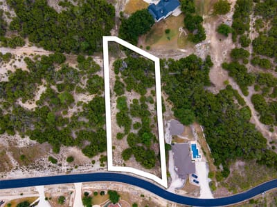 Photo 3 of 9 at 1015 Thunderbolt RD - Canyon Lake, Canyon Lake, TX