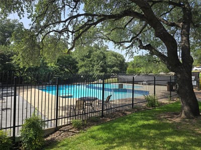 Primary bedroom at 1015 Yager LN Unit #184 - 2 bed 2 bath home
