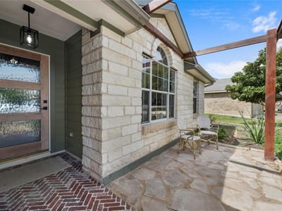 Kitchen at 1016 Klondike LOOP - 3 bed 2 bath home