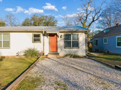 Primary bedroom at 1018 Mead ST - J M Stone Add, San Marcos, TX