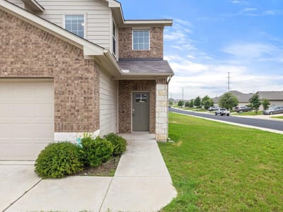 Kitchen at 102 Ashford WAY - 3 bed 2 bath home