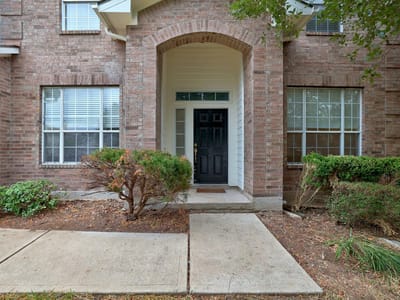 Photo 2 - 102 Chandler Pointe LOOP Photo 2 of 40 at 102 Chandler Pointe LOOP - 4 bed 2 bath home