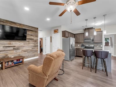 Property photo 4 at 102 Fox CIR - 3 bed 2 bath home