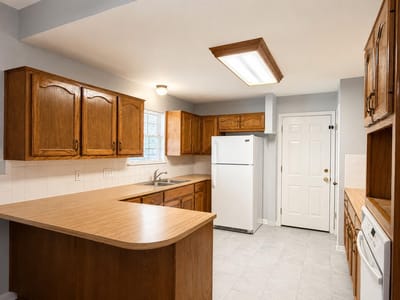 Property photo 3 at 102 Sequoyah ST - 2 bed 2 bath home