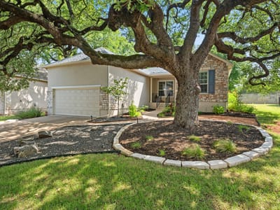 Property photo 2 at 102 Verbena DR - 2 bed 2 bath home