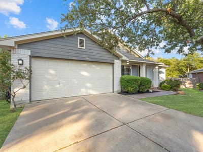 Property photo 2 at 1022 Balanced Rock PL - 3 bed 2 bath home