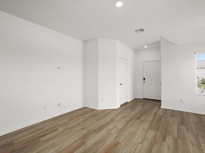 Property photo 2 at 103 Brushy Creek DR - 3 bed 2 bath home