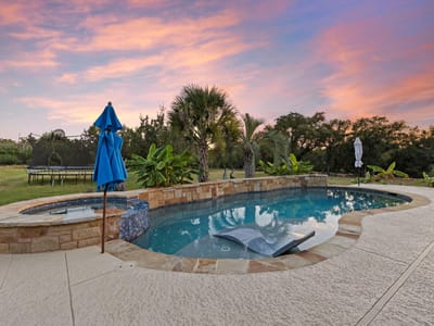 Property photo 5 at 103 Creekside TRL - 3 bed 2 bath home