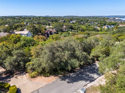 Photo 3 of 11 at 103 Firebird ST - Lakeway, Lakeway, TX