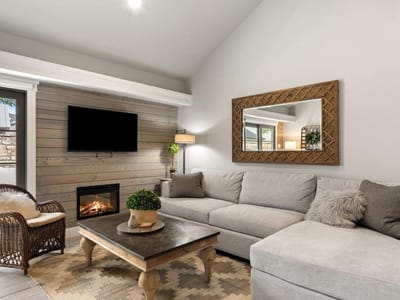 Living area at 103 Island DR Unit #2 - 2 bed 1 bath home