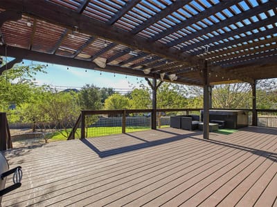 Photo 2 of 36 at 103 Paul Azinger DR - 6 bed 4 bath home