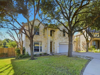 Photo 4 of 36 at 103 Paul Azinger DR - 6 bed 4 bath home