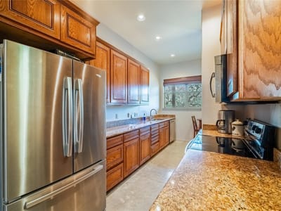 Primary bedroom at 103 Rolling Hills DR - 3 bed 3 bath home