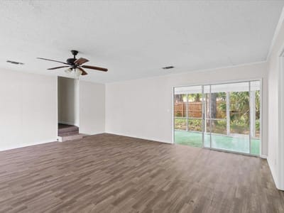 Property photo 2 at 103 W Beaumont - 4 bed 2 bath home