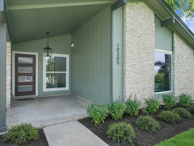 Property photo 2 at 10305 Button Quail CV - 4 bed 2 bath home