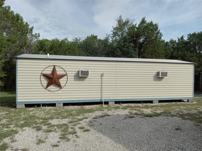 Primary bedroom at 10310 W Darleen DR - 1 bed 1 bath home